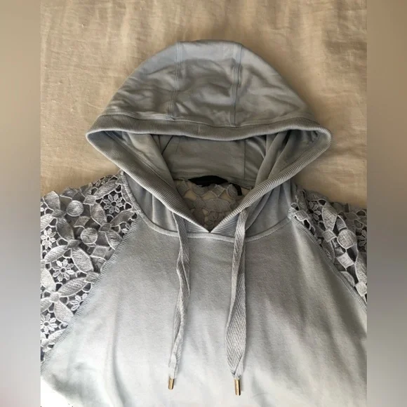 Donna Karan Hoodie - Picture 4 of 10